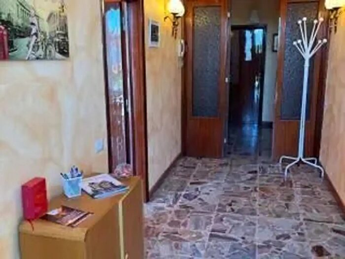 Appartamento con 5 locali in vendita in Fucecchio