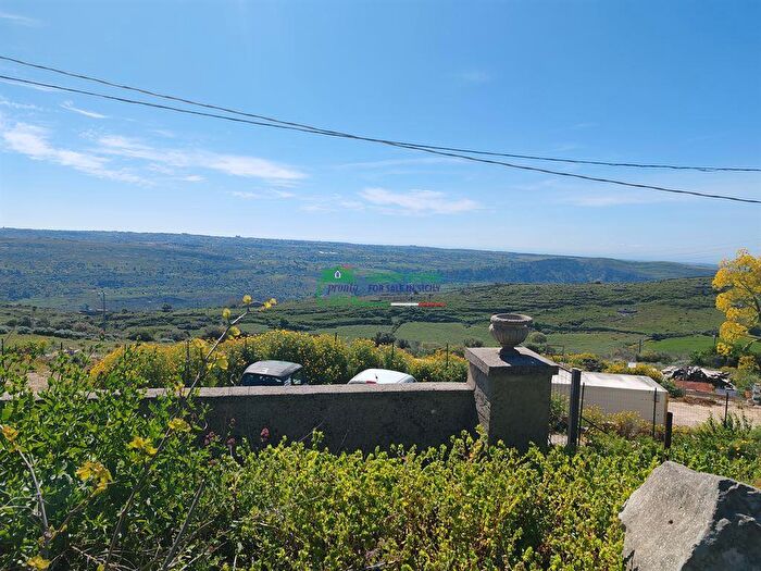 Casa monolocale in vendita in Zona Industriale, Ragusa