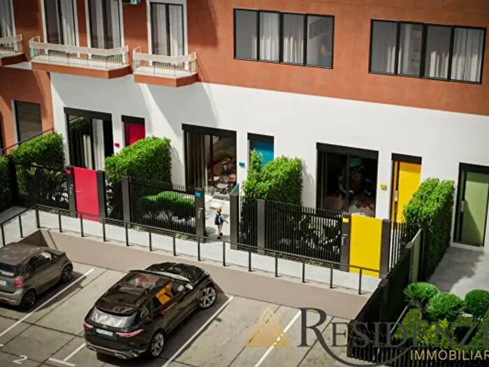 Appartamento trilocale in vendita in Via del Trullo, Roma