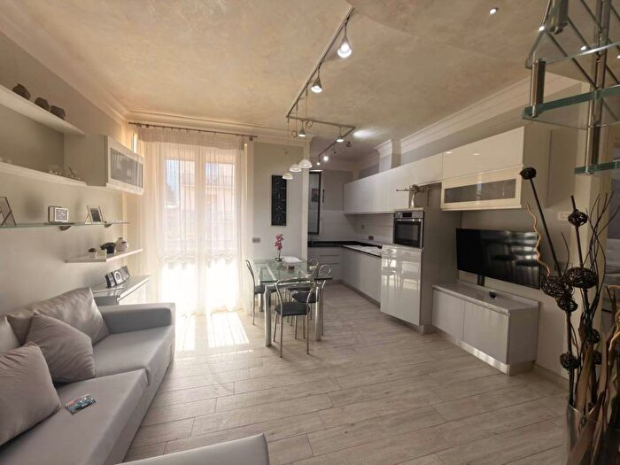 Appartamento quadrilocale in affitto in Tavarnelle, Barberino Tavarnelle
