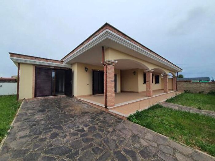 Casa quadrilocale in vendita in Via San Vito, Anzio