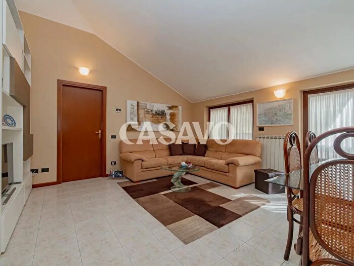 Appartamento bilocale in vendita in Via Cavour d, Grezzago