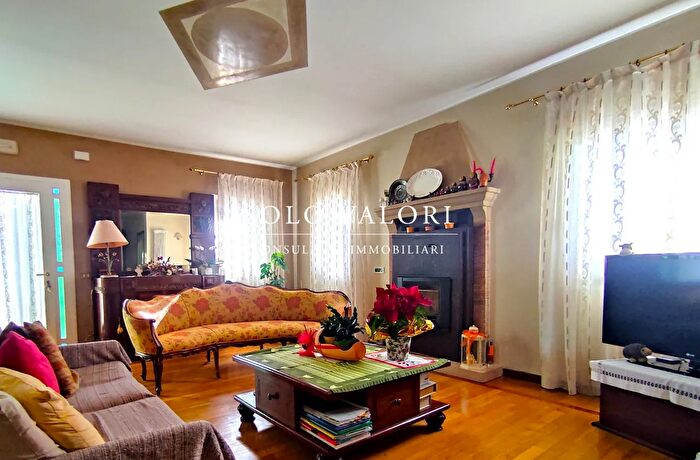 Casa con 5 locali in vendita in Vedelago