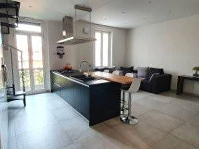 Casa quadrilocale in affitto in Via Filippino Lippi, Città Studi, Milano