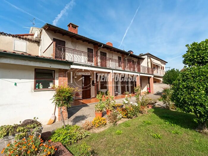 Casa trilocale in vendita in Via Gerre, Chieve