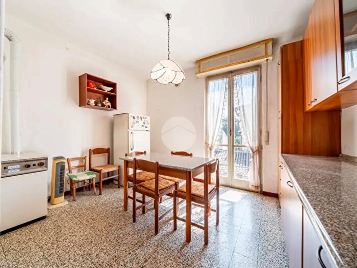 Appartamento trilocale in vendita in Verona