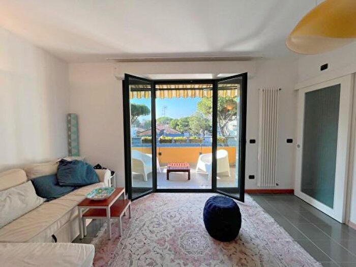 Appartamento trilocale in vendita in Viale Amintore Galli, Riccione