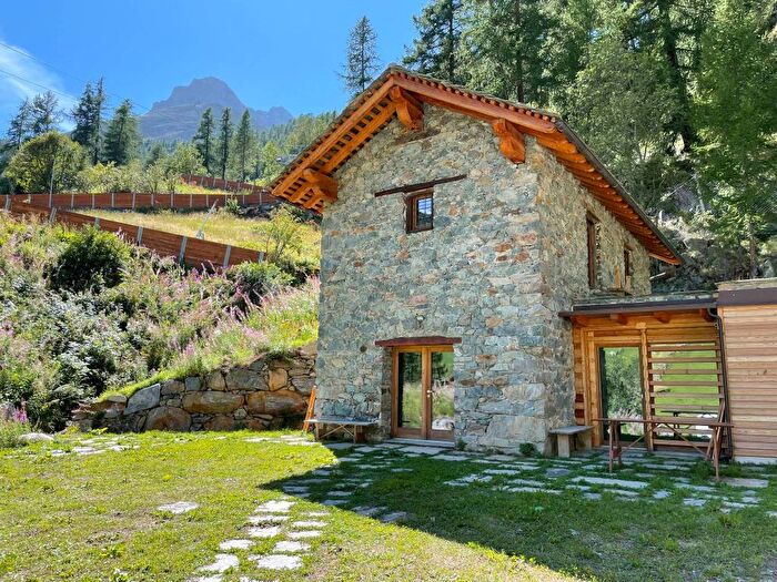 Casa trilocale in affitto in Località Staffal, GressoneyLaTrinitè