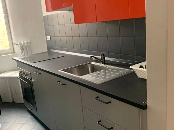 Appartamento trilocale in affitto in Pezzotti Meda, Milano