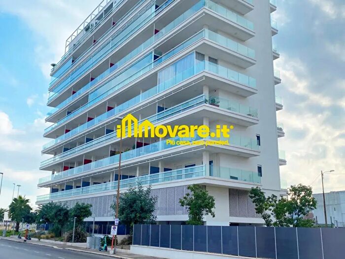 Appartamento quadrilocale in vendita in Via Pietro Oreste, Bari