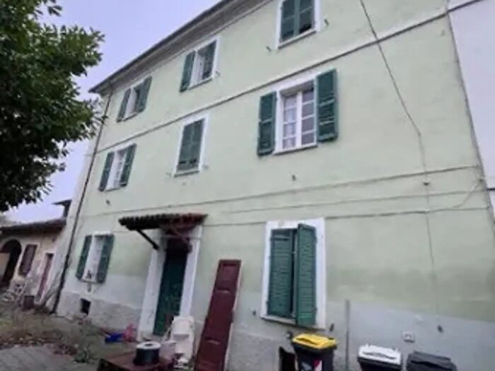 Casa con 6 locali in vendita in Villaromagnano