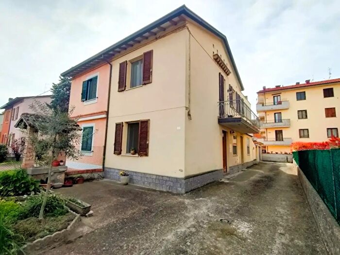 Casa con 9 locali in vendita in Via Matteotti a, Gambettola