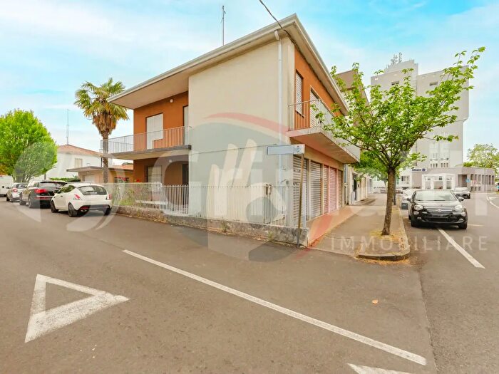 Casa con 5 locali in vendita in Cadoneghe