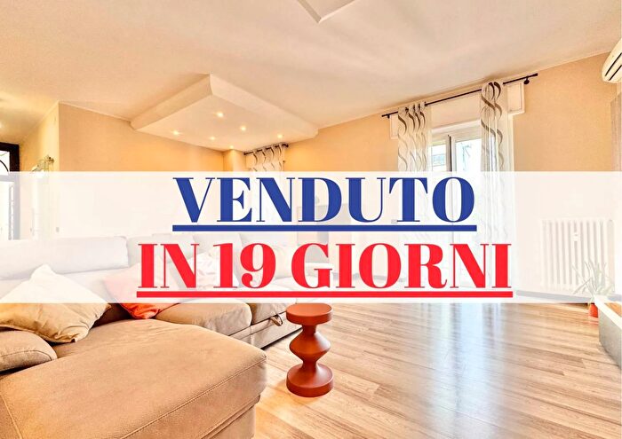 Appartamento trilocale in vendita in Via San Carlo Lissone, Lissone