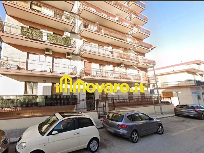 Appartamento trilocale in vendita in Via Don Peppino Palella, Triggiano