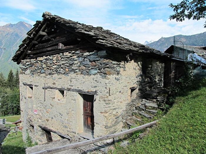 Casa trilocale in vendita in Caspoggio