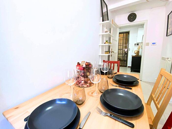 Appartamento trilocale in affitto in Via Santo Stefano, Centro Storico, Bologna