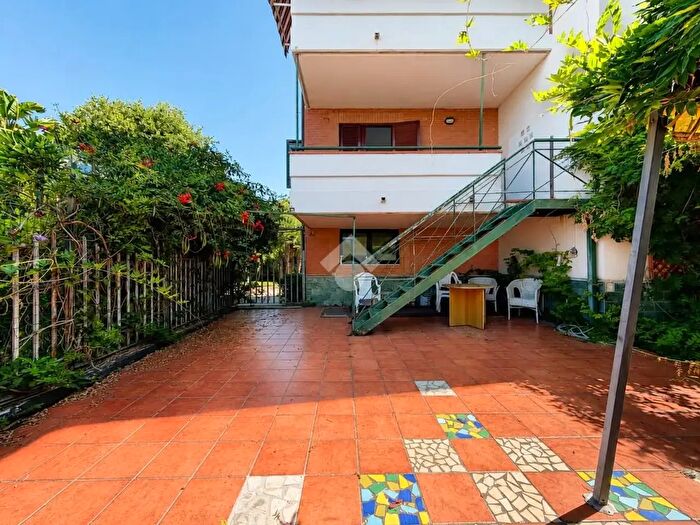 Appartamento quadrilocale in vendita in Via Sant' Eustachio, Salerno