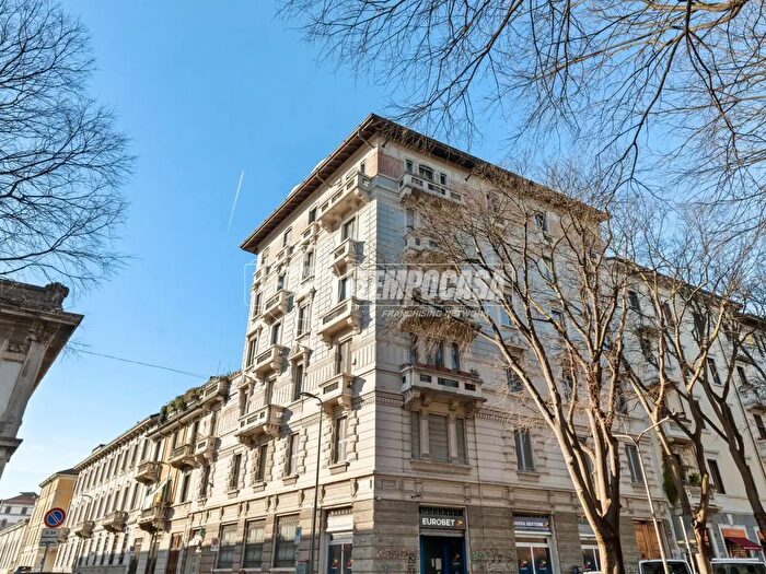 Appartamento monolocale in vendita in Via Bezzecca, Milano