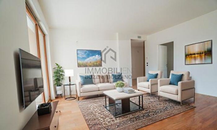 Appartamento con 5 locali in vendita in Via Renon, Bolzano