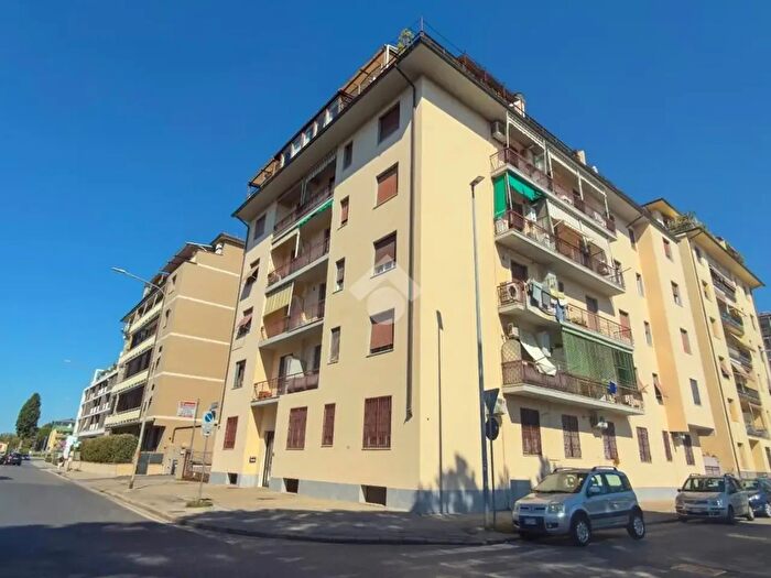 Appartamento trilocale in vendita in Piazza Giovanni Boccaccio, Scandicci