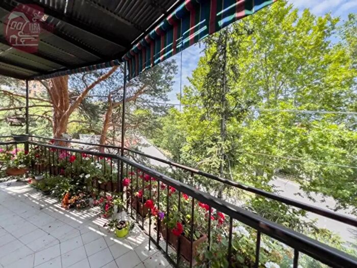 Appartamento bilocale in vendita in Via della Calcara, Trieste