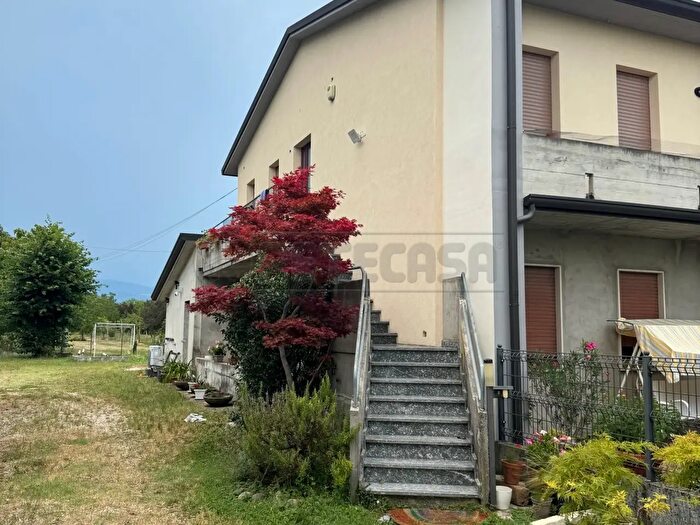 Appartamento con 6 locali in vendita in Via Termini, Sandrigo