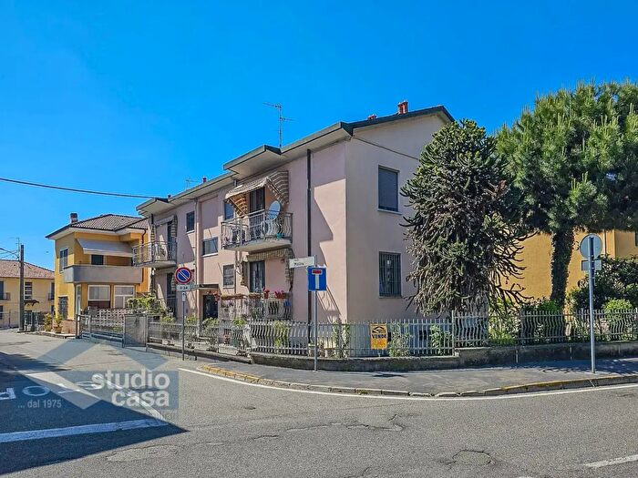Appartamento trilocale in vendita in Vicolo Molina, Tavazzano Con Villavesco