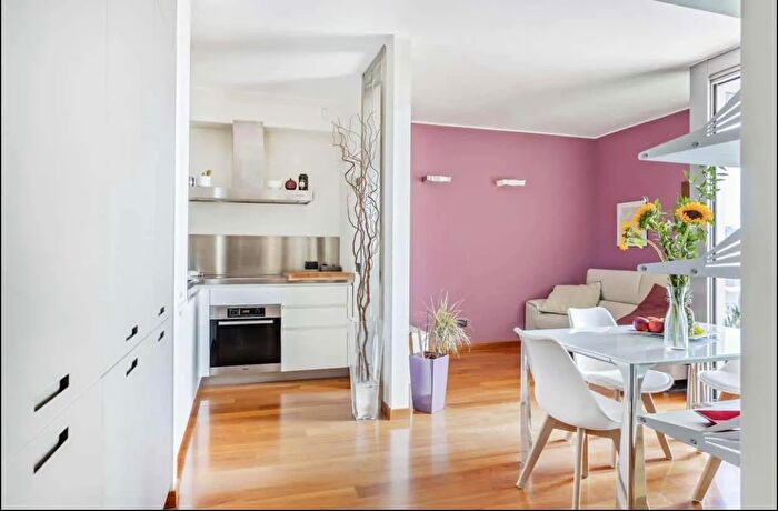 Appartamento monolocale in affitto in Via Paolo Lomazzo, Milano