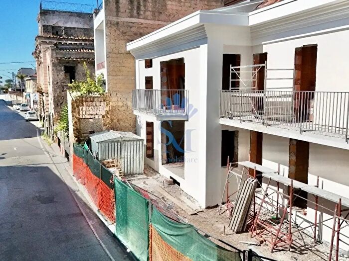 Appartamento quadrilocale in vendita in Via Camusso, Caserta