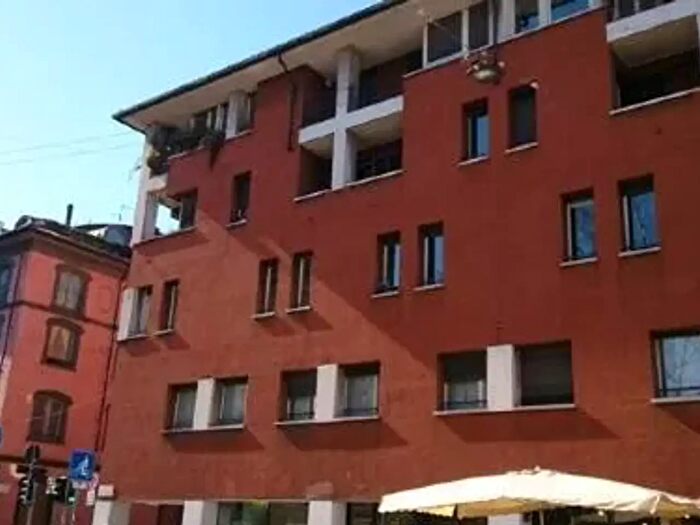 Appartamento con 6 locali in vendita in Piazza San Marco, Milano