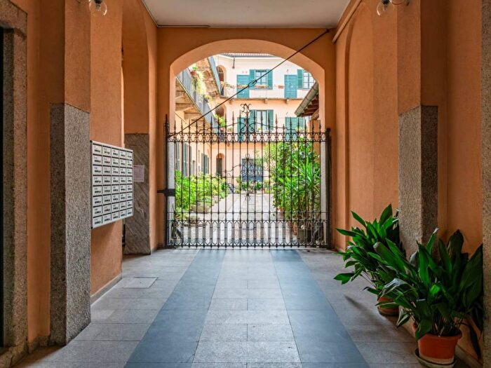 Appartamento bilocale in affitto in Via Pietro Custodi, Corso San Gottardo, Milano