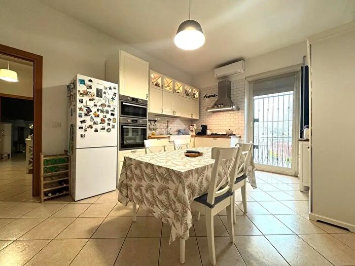 Appartamento trilocale in vendita in Via Salaria, Monterotondo