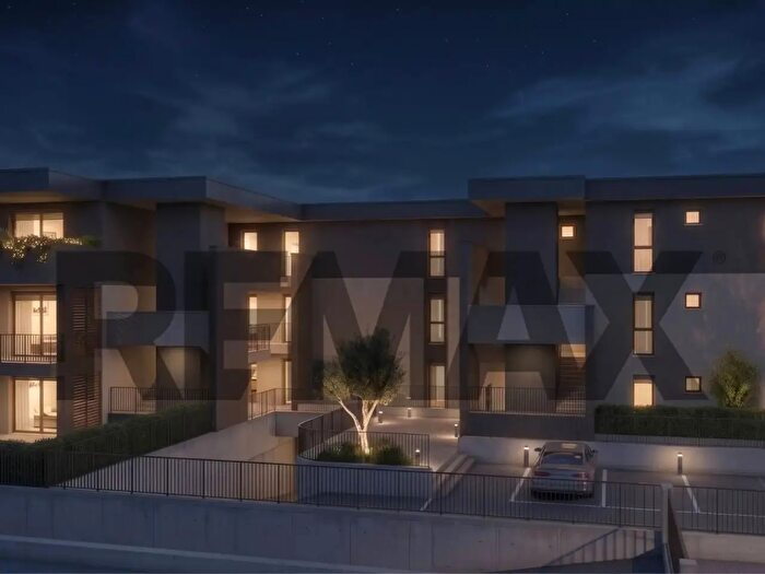 Appartamento quadrilocale in vendita in Castelnuovo Del Garda