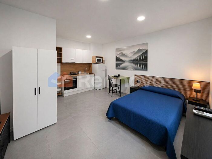 Appartamento monolocale in affitto in Via Guercino, Montello, Varese