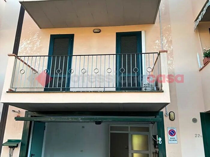Casa con 5 locali in vendita in Via Terracini, Campi Bisenzio