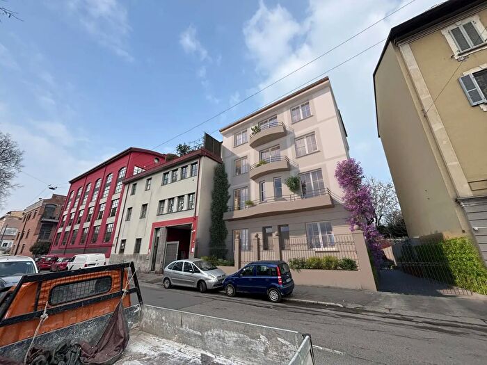 Appartamento trilocale in vendita in Milano