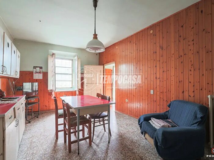 Casa con 6 locali in vendita in Via Canala, Ravenna