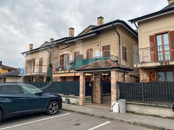 Appartamento bilocale in vendita in Via Baldrighi, Massalengo