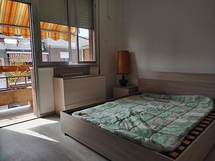 Appartamento monolocale in affitto in Viale Cesare Battisti, Stazione, Ferrara