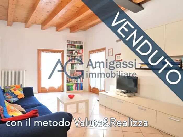 Appartamento bilocale in vendita in Piazzale Caduti, Albino