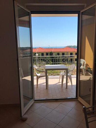 Appartamento trilocale in affitto in SantAndrea Apostolo dello Ionio