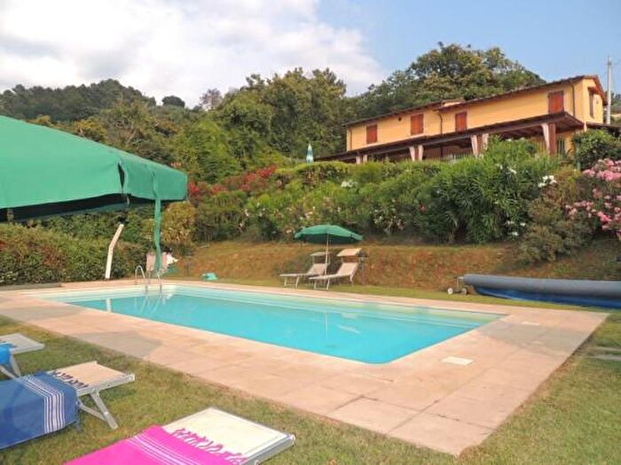 Casa trilocale in affitto in Pietrasanta