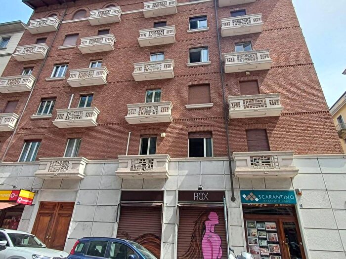 Appartamento quadrilocale in affitto in Via Cristoforo Colombo, Crocetta, Torino
