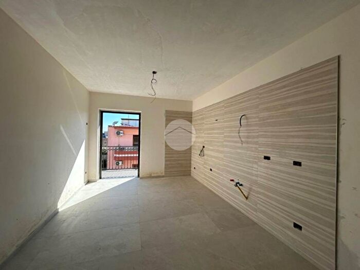 Appartamento trilocale in affitto in Via P Mattarella, Afragola