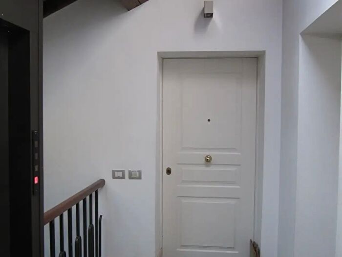 Appartamento trilocale in affitto in Strada Petrarca, Parma
