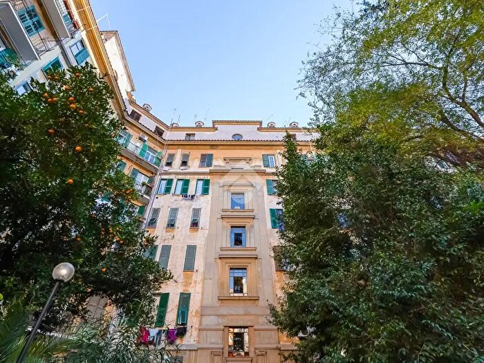 Appartamento trilocale in vendita in Via Principe Eugenio, Roma