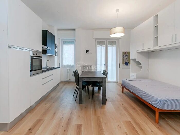Appartamento monolocale in affitto in Via Giovanni Arrivabene, Milano