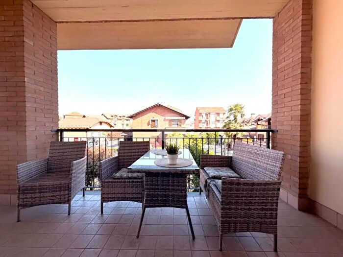 Appartamento con 5 locali in vendita in Via Bra, Nichelino