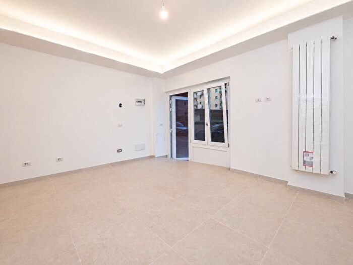 Appartamento bilocale in vendita in Via Val d'Ossola, Niguarda, Milano